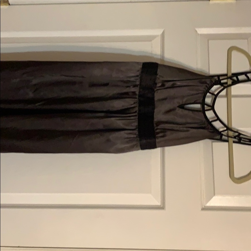 Silky brown and black dress.